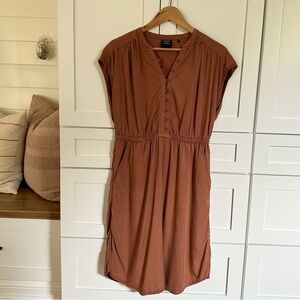 ✔️SOLD PrAna Women’s V-Neck Tencel Dress